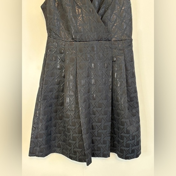 Kirna Zabete Sleeveless Metallic Jacquard Dress in black/ navy. V-neck, pockets. - Picture 3 of 8
